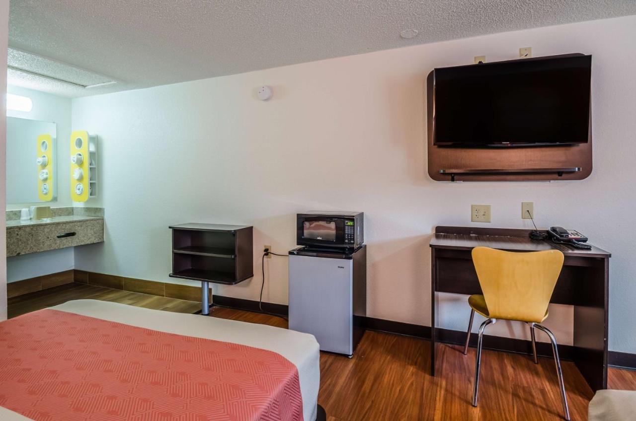 Motel 6-Troutville, Va Bagian luar foto