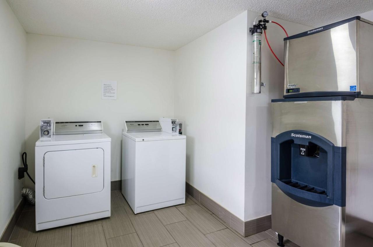 Motel 6-Troutville, Va Bagian luar foto